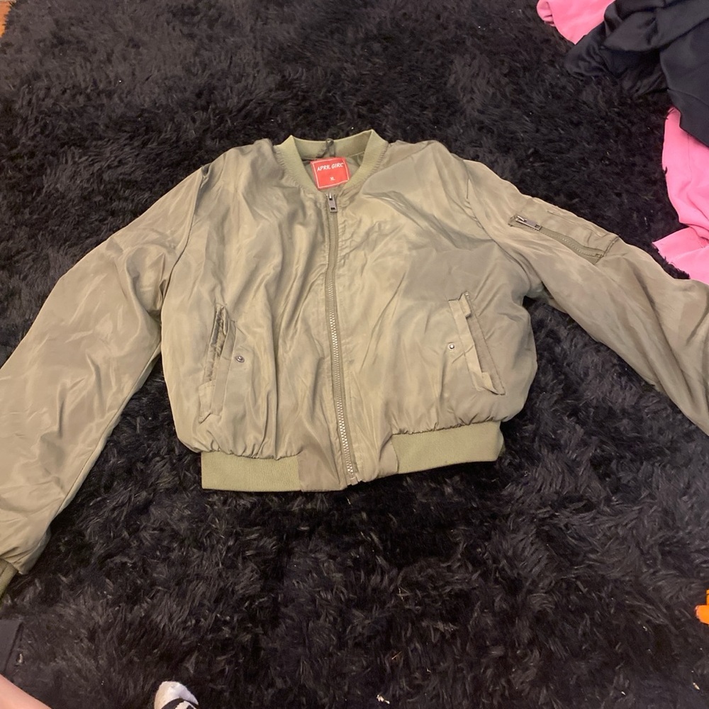 XL puffer jacket from April girl